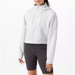 Lululemon Rogue Renegade Zip Hoodie in Alpine White size 6